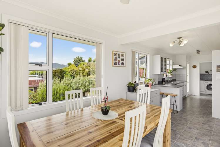 22 Gray Avenue Paraparaumu Beach_16