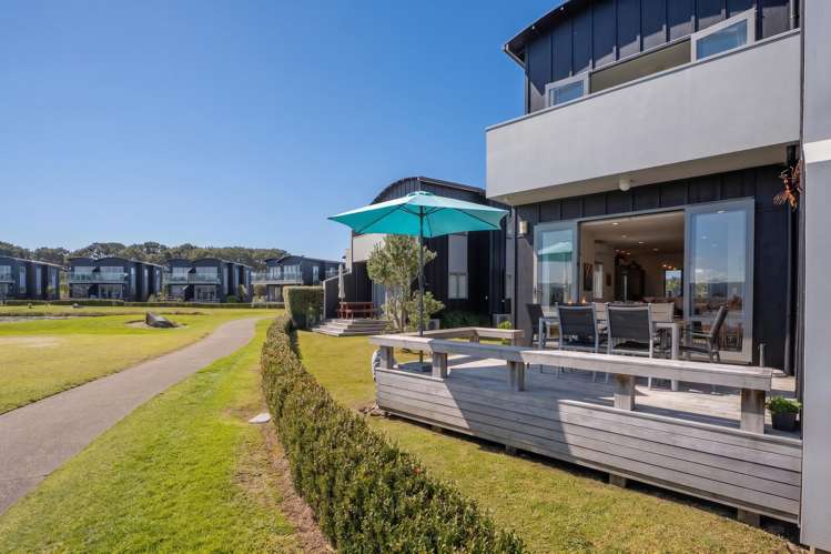 43/101 Harbour Drive Matarangi_13