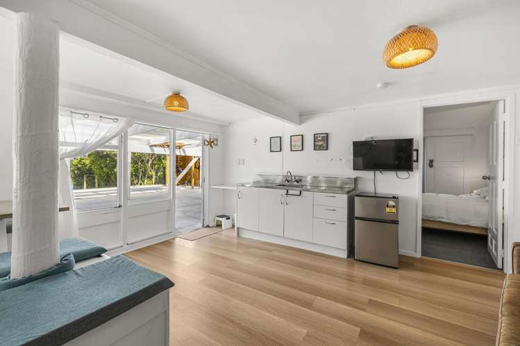 70 Wainui Road Raglan_40
