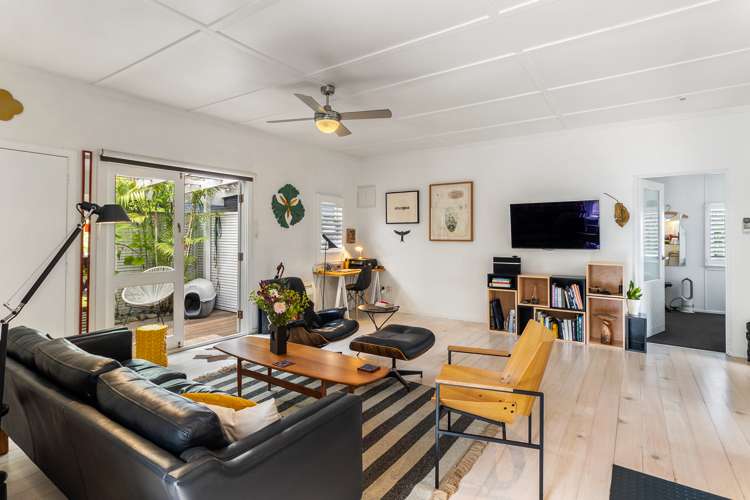 3 Surfdale Road Surfdale_8