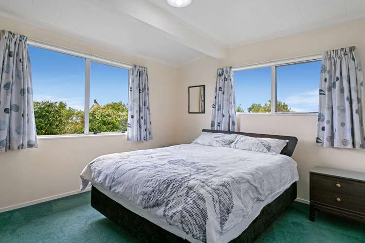 16 Rowena Crescent Motuoapa_7