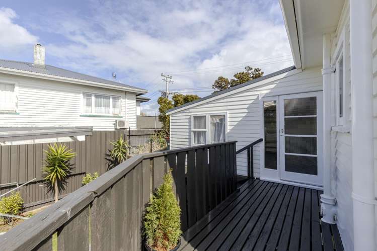 199 Seaview Road Westown_11