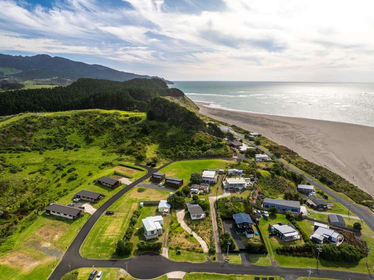 14 Wainamu Road Raglan_23