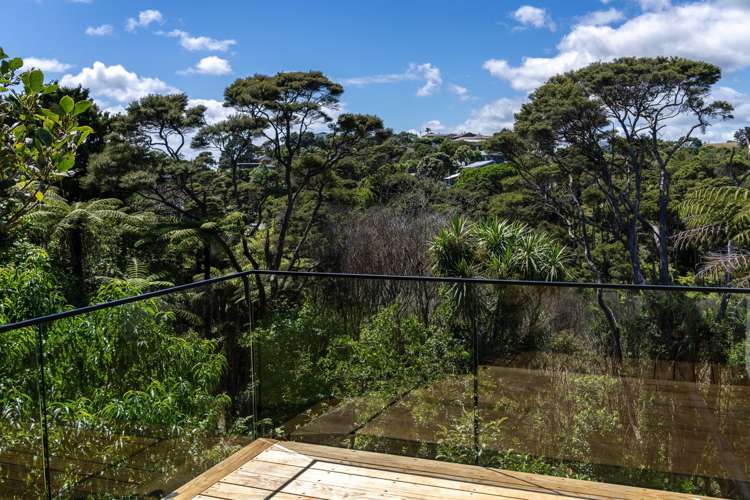 11 Sunshine Rise Raglan_20