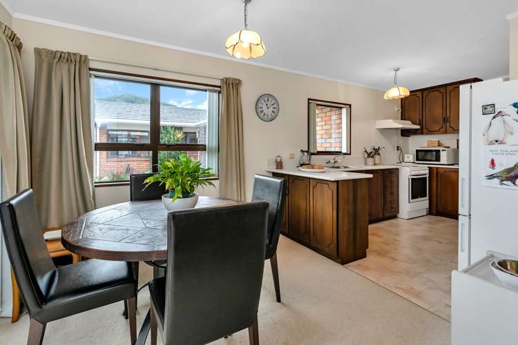 2/60 Mill Road Kensington_8