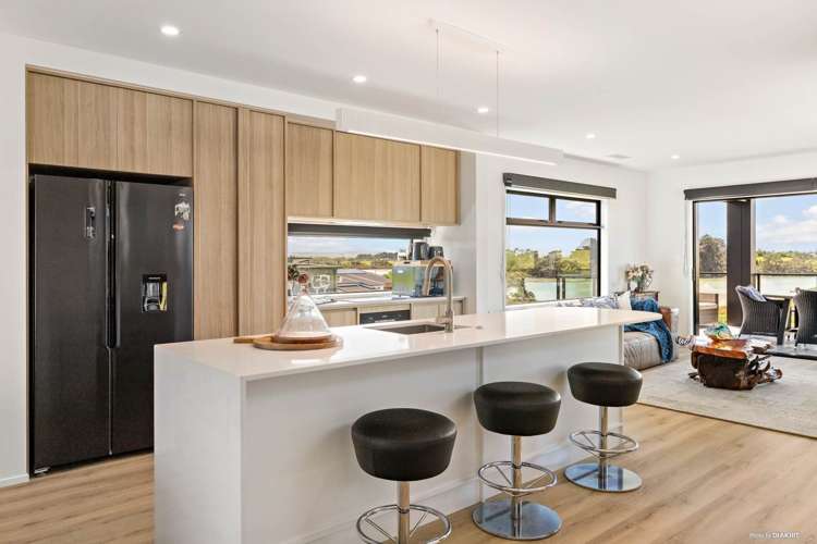 5 Nola Avenue Glenbrook_19