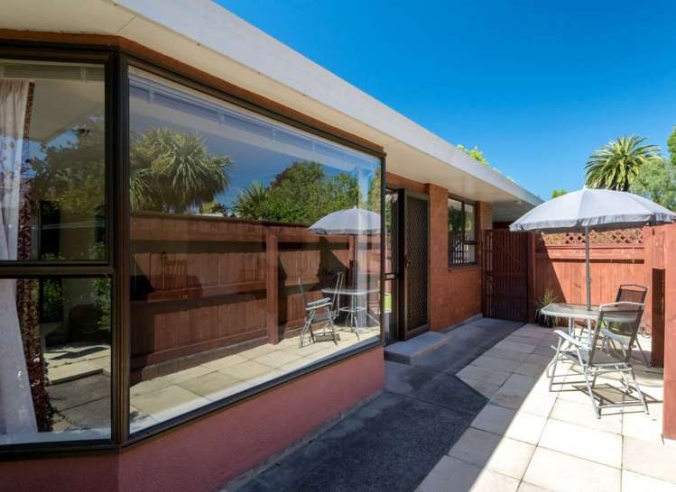 2/27 Henry Street Blenheim Central_12