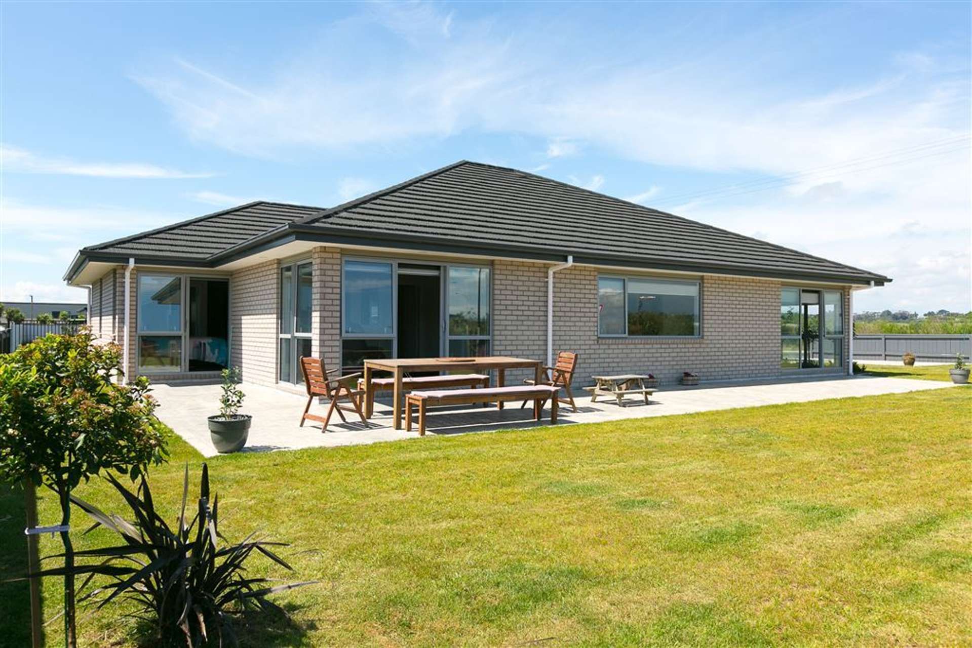 126 Pohutukawa Place Waiwhakaiho_0