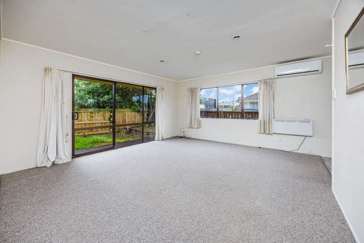 2/8 Latham Avenue_4