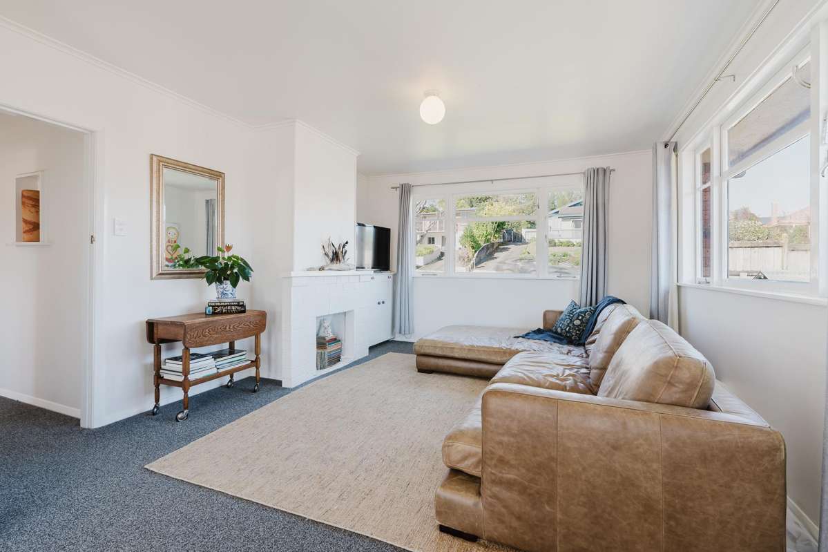 690 Teasdale Street_3