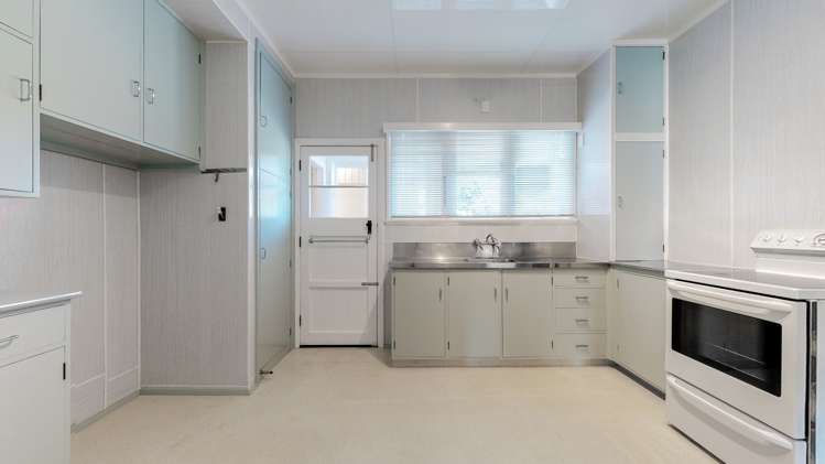 21 Military Road Boulcott_8