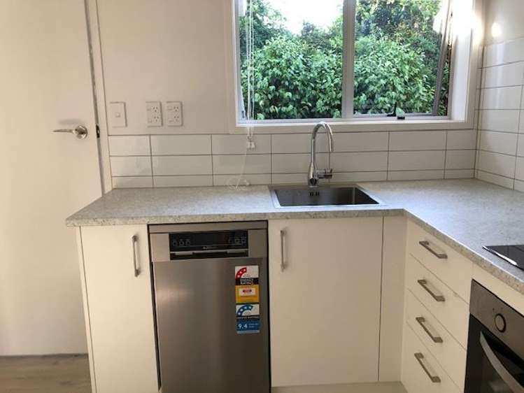 2/5 Tobruk Crescent Milford_4