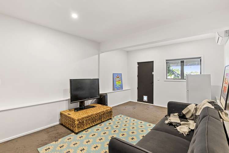 35 Normans Hill Road Onehunga_23
