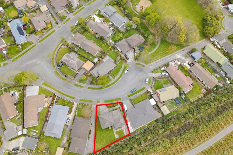 8 Langham Place Redwood_17