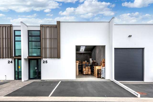 Albany 170sqm industrial for lease