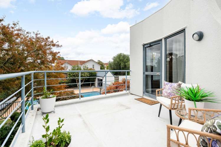 11 Crowden Place Harrowfield_22