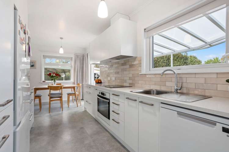 89 Gloria Avenue Te Atatu Peninsula_16