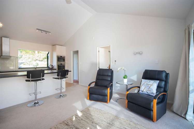 4 Charles Street Mahurangi East_24