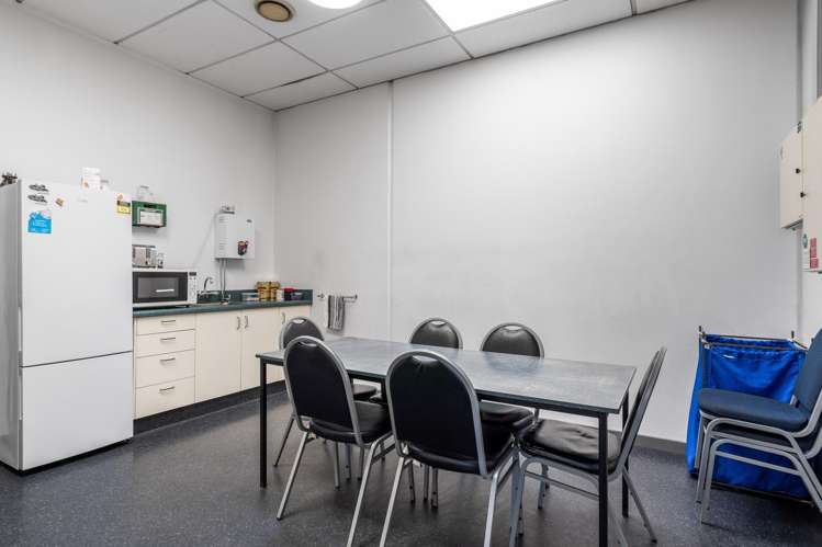 10 and 12 McGlashen Avenue Richmond_11