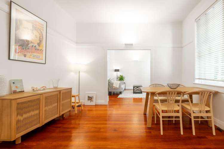 2/128 Newton Road Newton_4