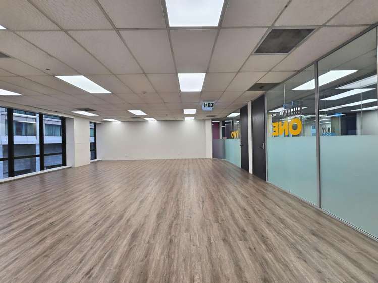 Level 1 and 5/3 City Road Auckland Central_8