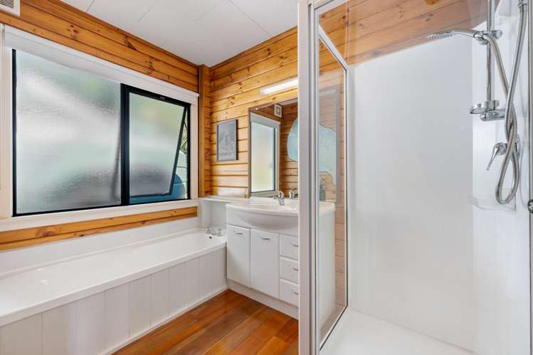 3 Edwin Mitchelson Road Muriwai Beach_18