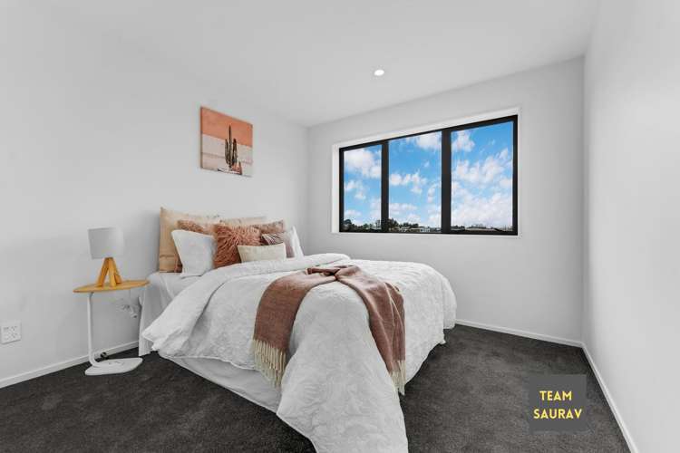 5 & 7 Awhi Way Karaka_9