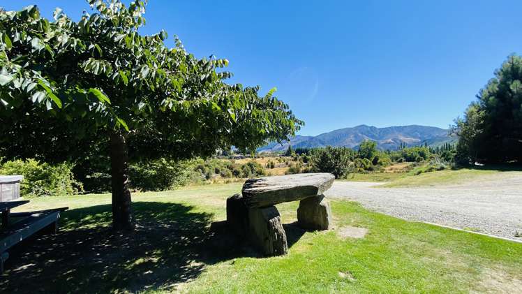 100 Whitechapel Road Arrow Junction_16