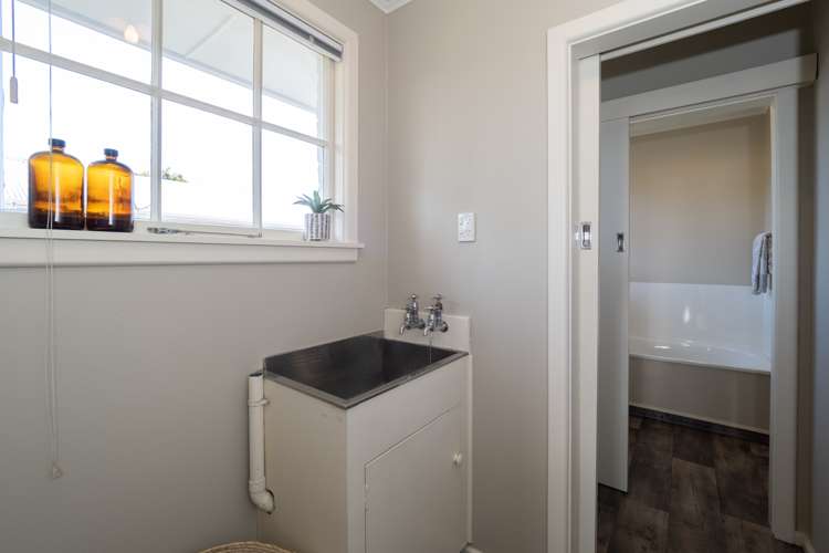 8 Kelvin Crescent Allenton_15