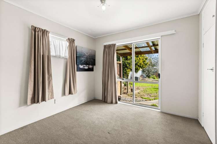 24 Bill Hercock Street Pirimai_7