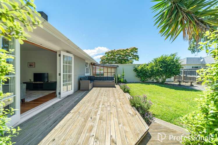 2/314 Fergusson Drive Heretaunga_21
