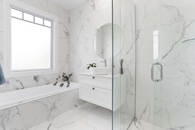 14 Belmere Rise Farm Cove_12