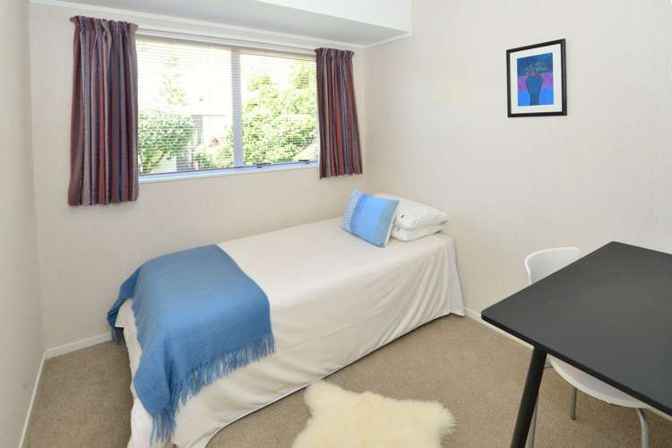 1 Barton Place Orewa_8