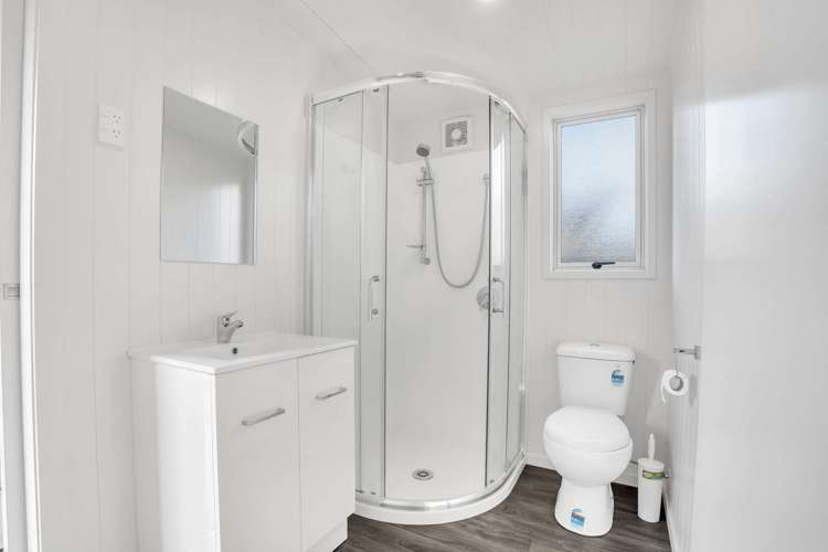 142 The Fairway Matarangi_18