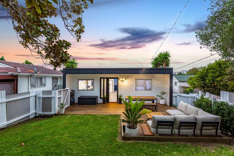 1/68 Mcleod Road Te Atatu South_3