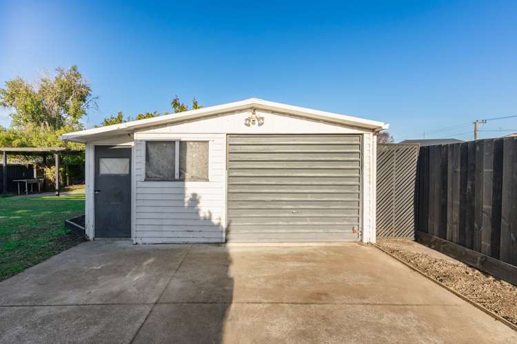 39 Carters Road Aranui_16