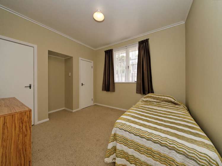 6 Deane Avenue Titirangi_16