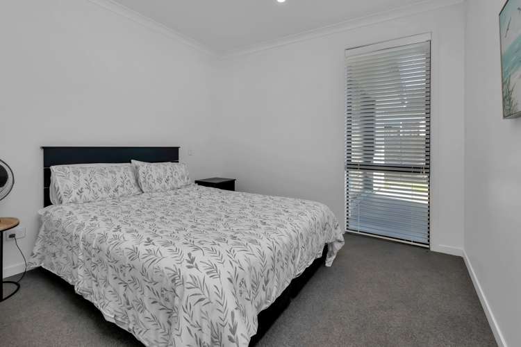 7 Fred Carr Place One Tree Point_23