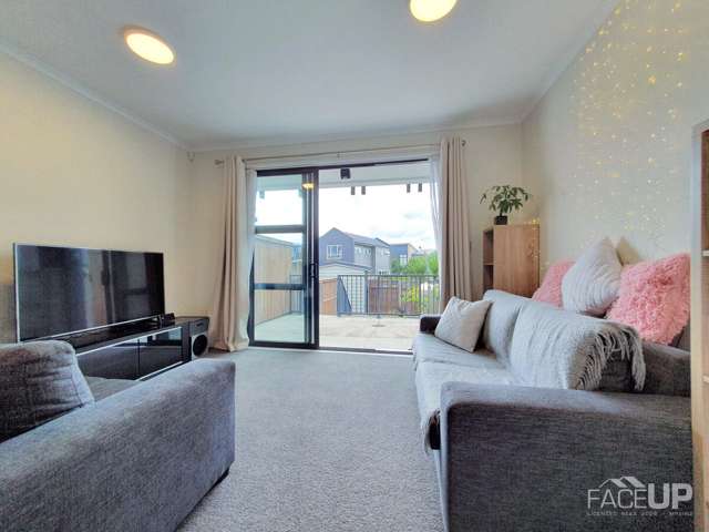 196 Hobsonville Point Road Hobsonville_4