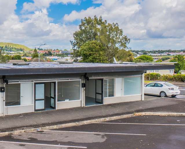 35,37,39,41,43 Farringdon Street Glen Innes_1