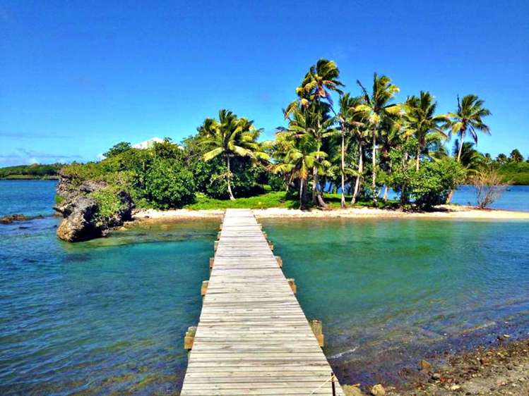 1 Mill Rock Island Savusavu_26