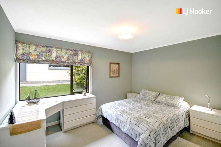 35 Roy Crescent Concord_14