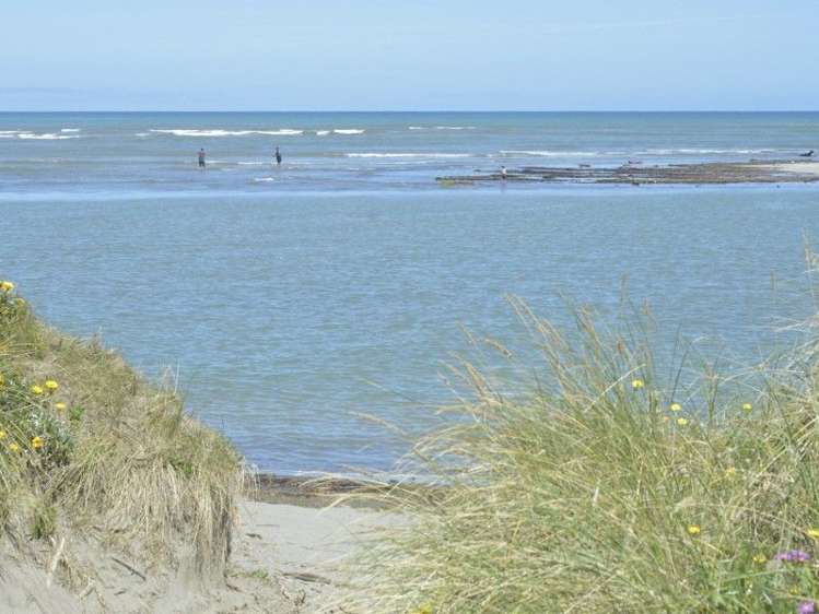 14 Drake Street Waikawa Beach_19