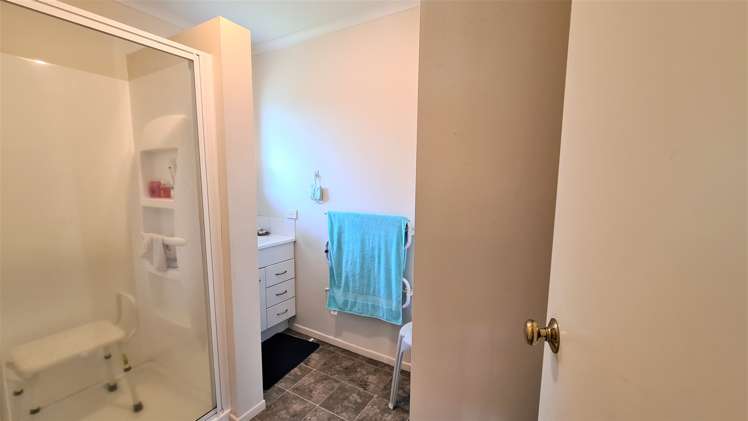 13a Tasman Street Opunake_12