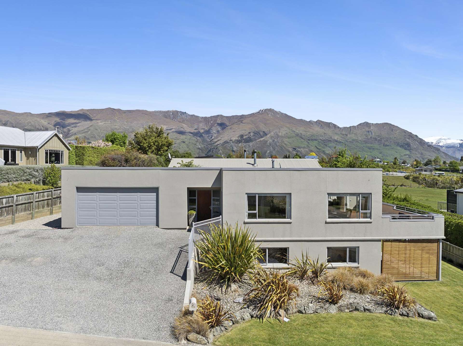 104 Kings Drive Wanaka_0