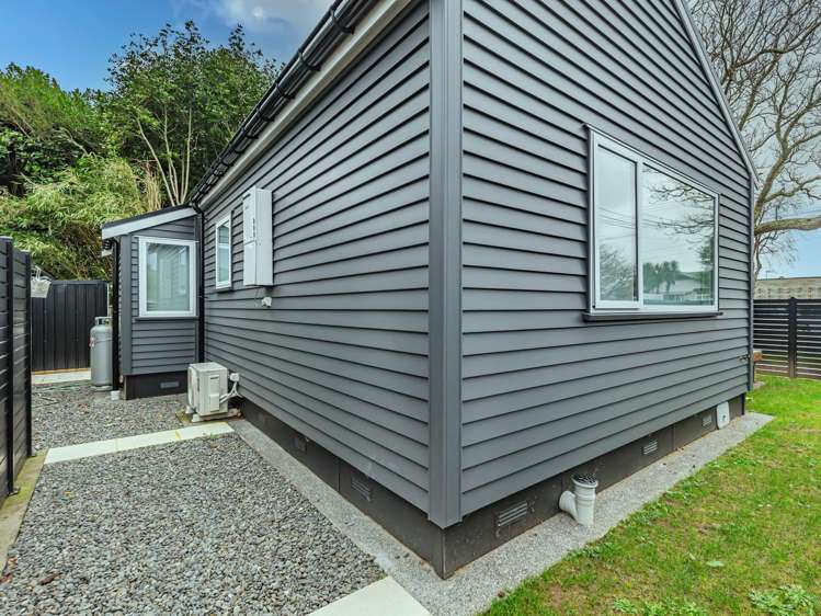 75b Queen Street West Levin_10