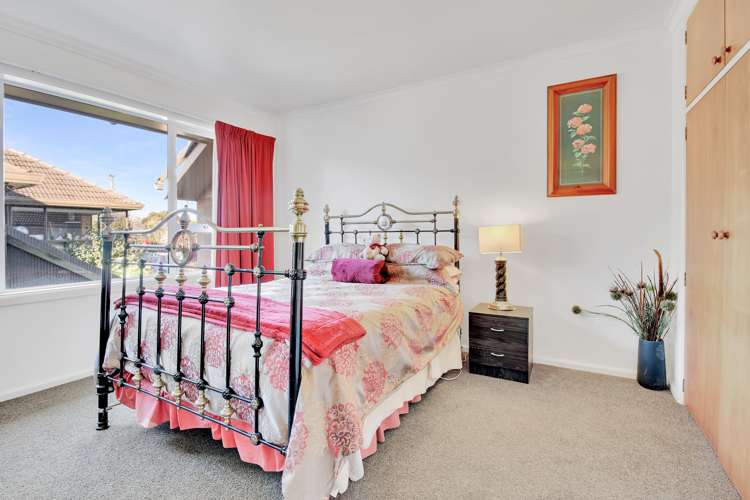 15 Barclay Place Burwood_8