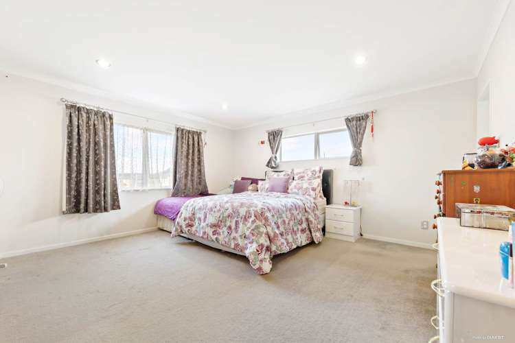 1 Sunshine Lane Flat Bush_12