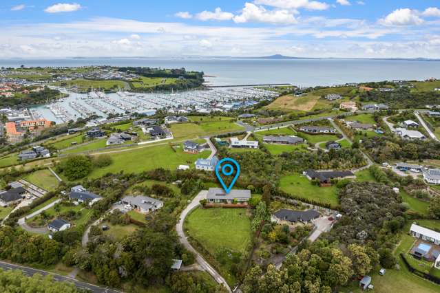 35 Hobbs Road Matakatia_1