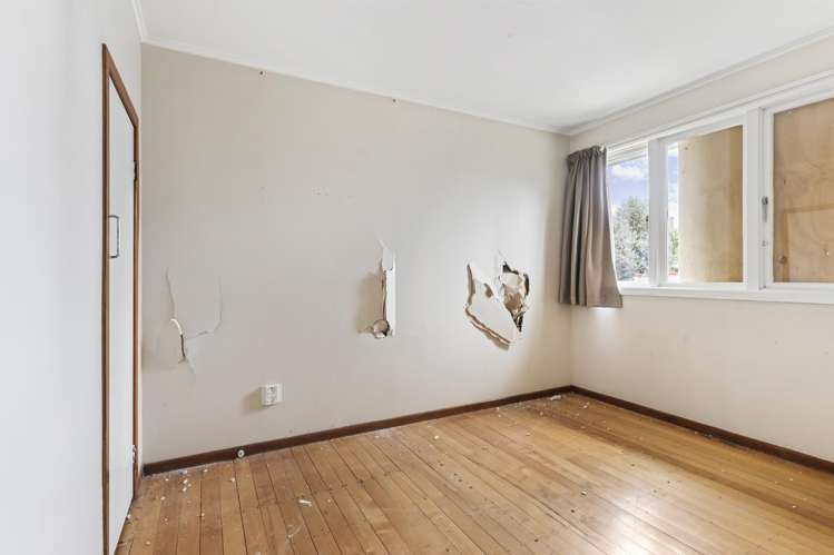 94 Kervil Avenue_5
